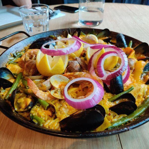 La Paella - Restaurant Espagnole à Le Village/Centre Sud, Montréal