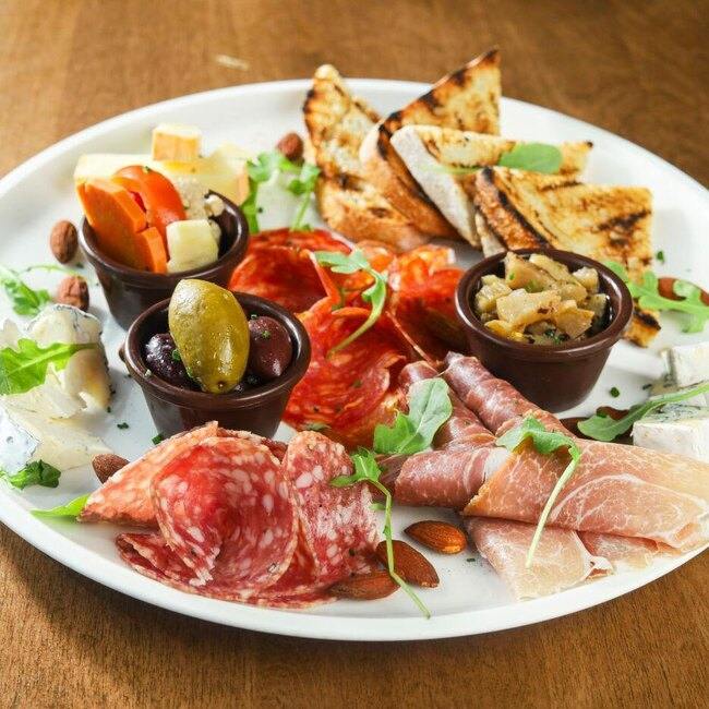 La Palma - Restaurant Méditerranéenne à Centre-ville, Montréal