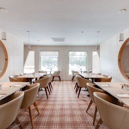 petite salle privée (24 personnes) - Le Batifol Lac Beauport RestoQuebec.ca