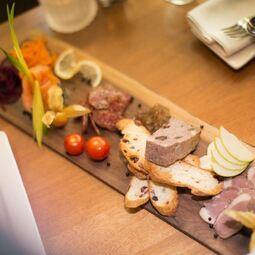 Bistro-bar Le Quatre-Temps - Duchesnay RestoQuebec.ca