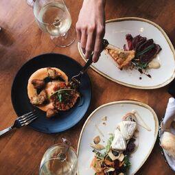 Bistro-bar Le Quatre-Temps - Duchesnay RestoQuebec.ca