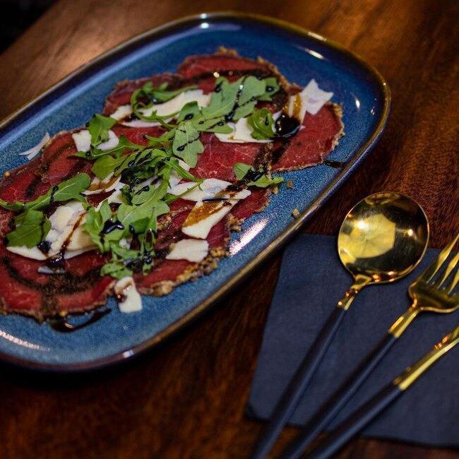 Le Bon Vieux Temps - Restaurant Bar à Quartier Latin, Montréal