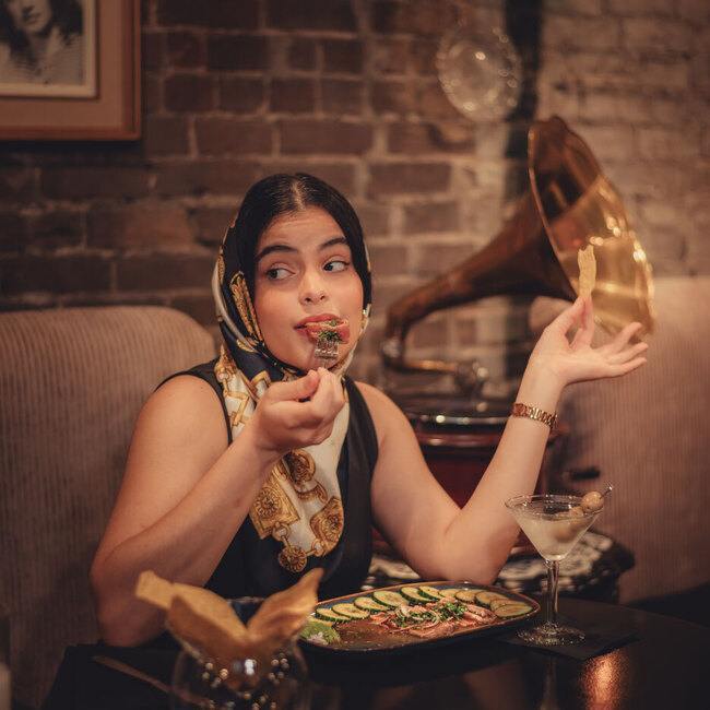 Le Bon Vieux Temps - Restaurant Bar à Quartier Latin, Montréal