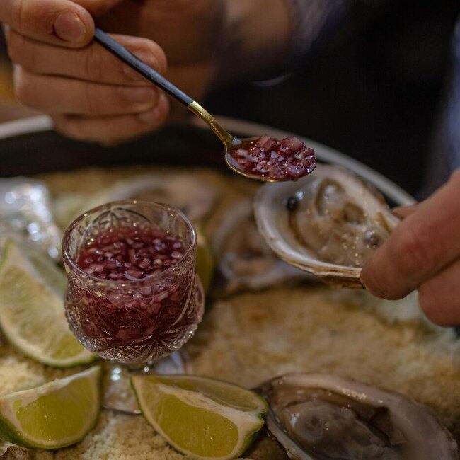 Le Bon Vieux Temps - Restaurant Bar à Quartier Latin, Montréal