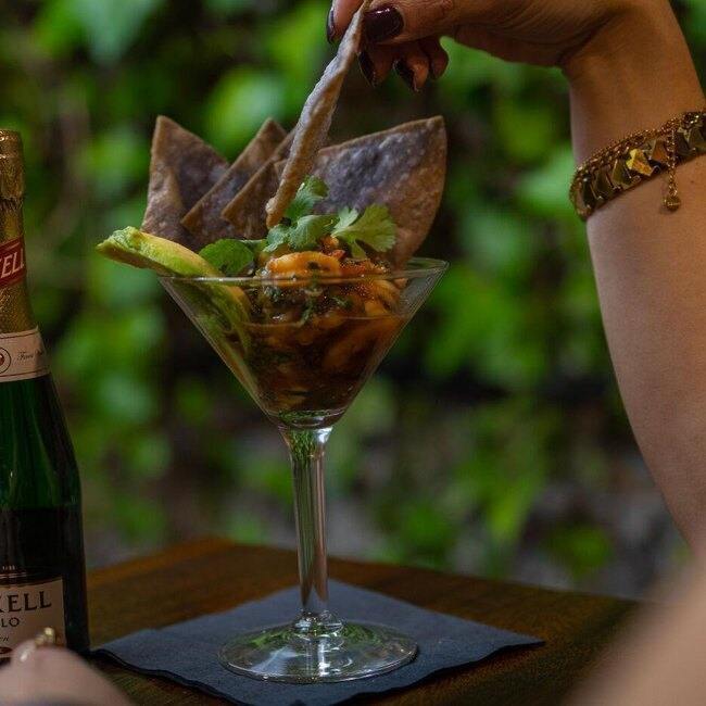 Le Bon Vieux Temps - Restaurant Bar à Quartier Latin, Montréal