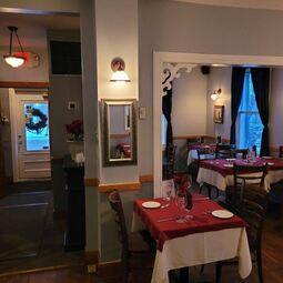 Le Charleville RestoMontreal.ca