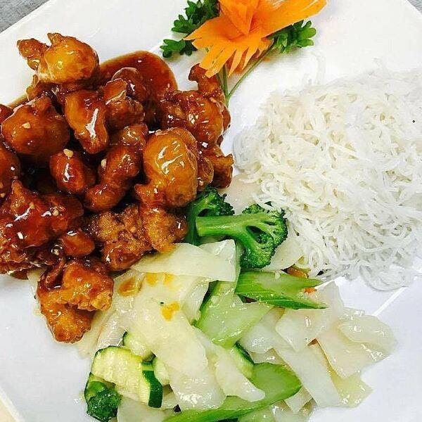 Le Château D'Asie - Restaurant Thaïlandaise à Repentigny