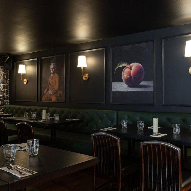 Dorsay Pub Britannique - Restaurant Britannique Moderne à Vieux-Québec, Québec