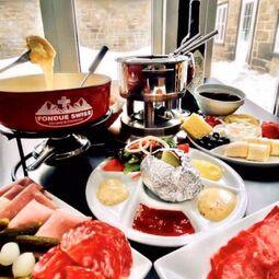 Le Petit Château - Italian, Breakfast, Crêpes Brunch Restaurants in Quebec