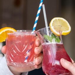 Le Quarante 7 | Restaurant - Traiteur RestoQuebec.ca