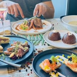 Le Quarante 7 | Restaurant - Traiteur RestoQuebec.ca