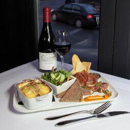 Le Saint-Sau Pub Gourmand RestoMontreal.ca