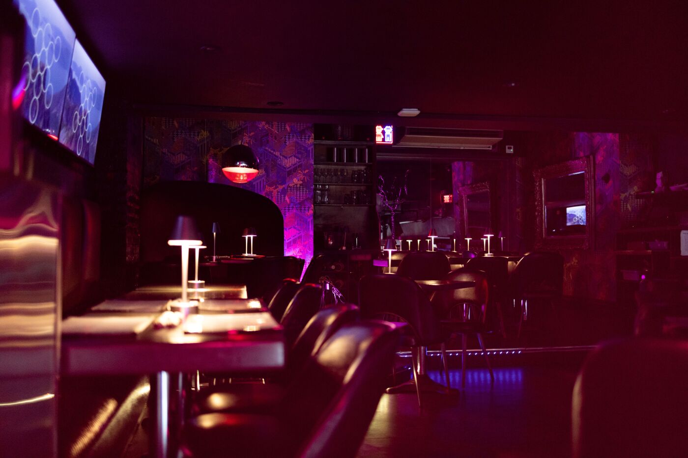 Le Saloon Bistro Bar - Restaurant Bistro à Le Village/Centre Sud, Montréal