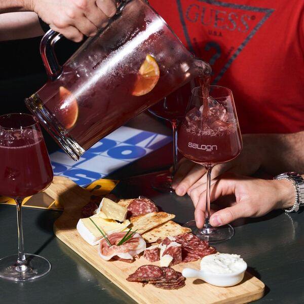 Le Saloon Bistro Bar - Restaurant Cuisine Bistro Le Village/Centre Sud, Montréal