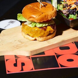 Le Saloon Bistro Bar RestoMontreal.ca