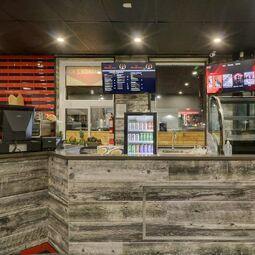 Le Shawarman RestoMontreal.ca