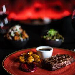 Le Steak House Pont-Rouge Restaurant Steakhouse Le Steak House Pont-Rouge Restaurant Steakhouse