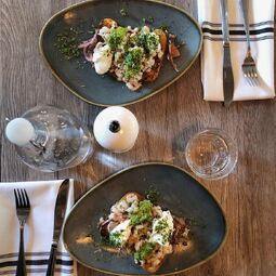 Le Vice-Caché Bistro Urbain RestoMontreal.ca