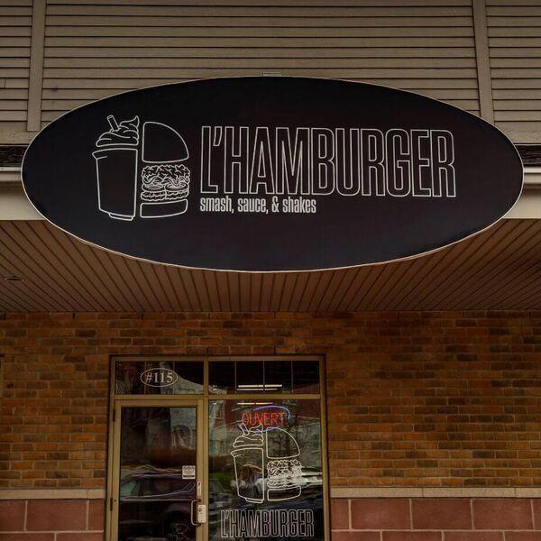 L'Hamburger Shakes et Juicy Burgers à Montréal, Laval et Blainville