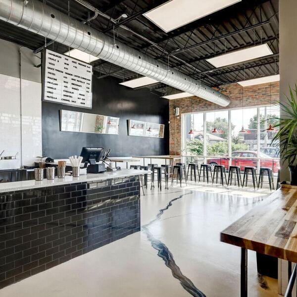 L'Hamburger Shakes et Juicy Burgers à Montréal, Laval et Blainville