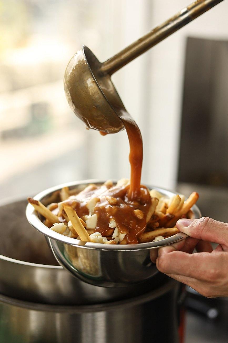 L'Hamburger Shakes and Juicy Burgers in Montreal, Laval and Blainville