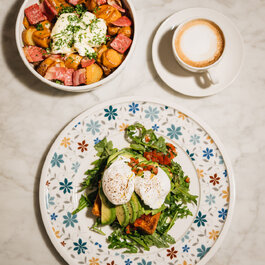 Petit-d&eacute;jeuner - Lloyd Montreal RestoMontreal.ca