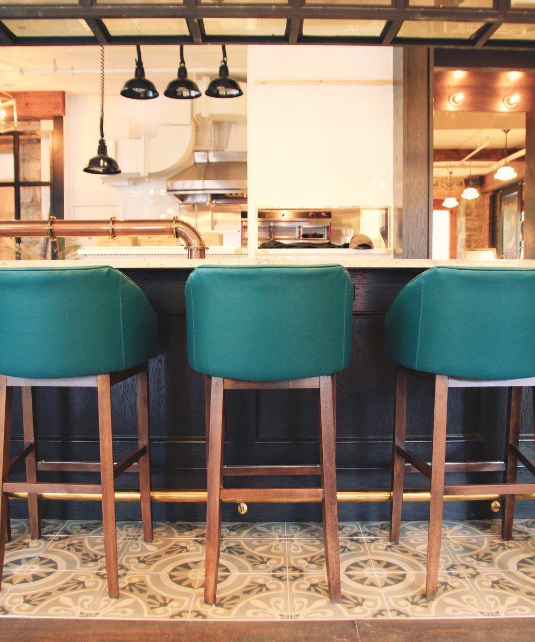 Louise Taverne & Bar à Vin - Restaurant Créative à Vieux-Port, Québec