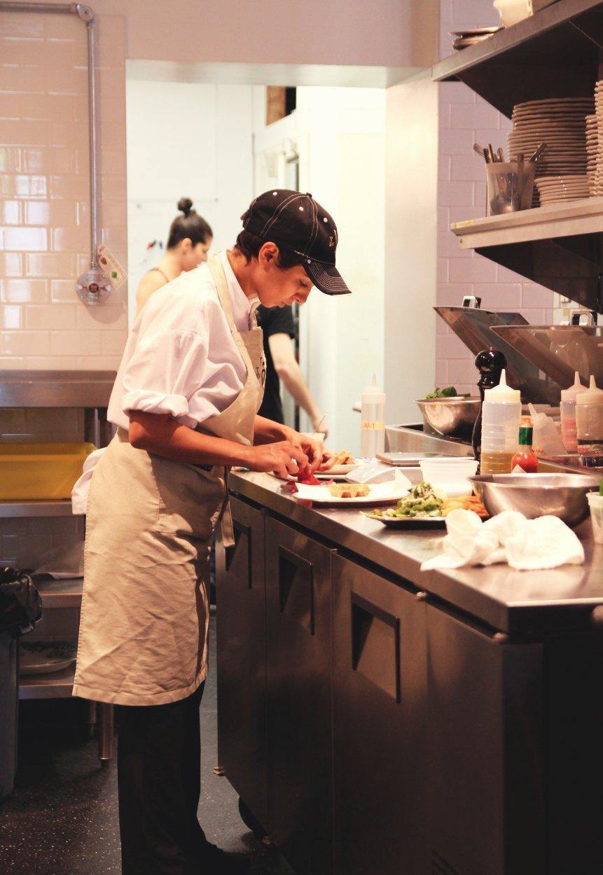 Louise Taverne & Bar à Vin - Restaurant Créative à Vieux-Port, Québec