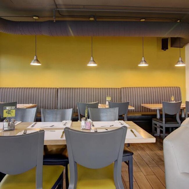 l'Oeuficiel - Restaurant Déjeuner à Pont Viau, Laval