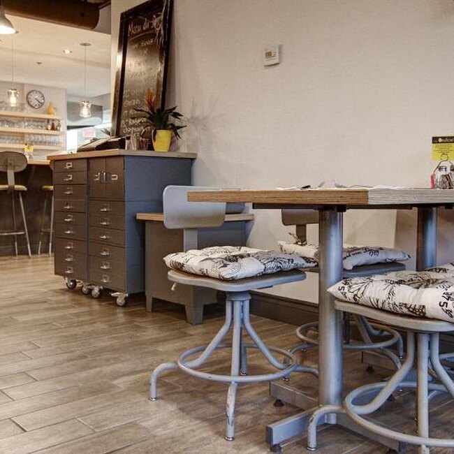 l'Oeuficiel - Restaurant Déjeuner à Pont Viau, Laval