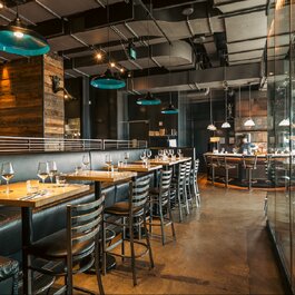 Lucille's Fairview Pointe-Claire RestoMontreal.ca