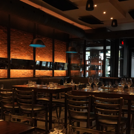 Lucille's Oyster Dive - Restaurants Fish & Chips, Grecs de Montr&eacute;al