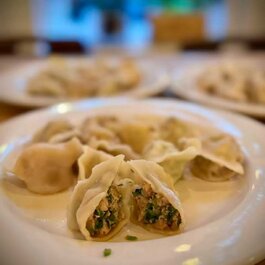 Maison Dumpling Hut (The Dumpling Hut) Montréal RestoMontreal.ca