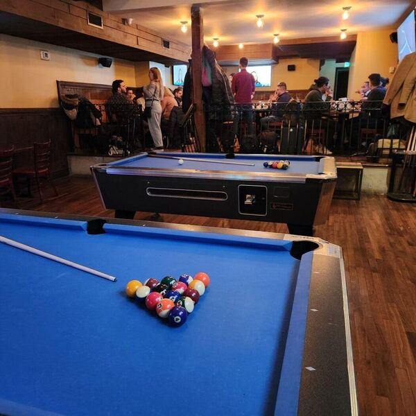 Pub et Maison Publique McLean's à Montréal
