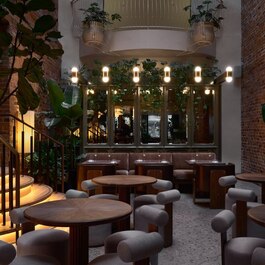 Mama C Café - Restaurants Near: H2Y2S9