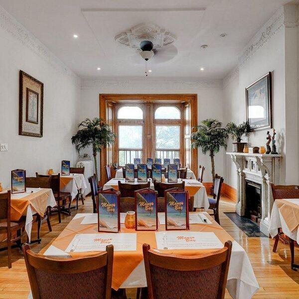Mango Bay - Restaurant Caribéenne à Centre-ville, Montréal