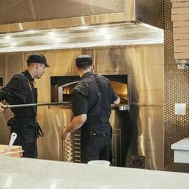 Marché Artisans Breakfast Restaurant