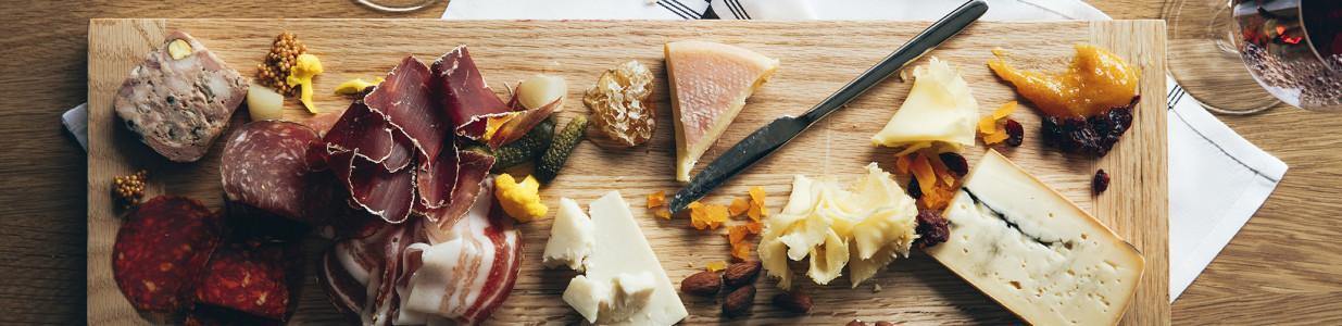 Marché Artisans Cover Image