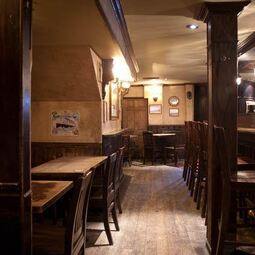 McKibbins Irish Pub RestoMontreal.ca