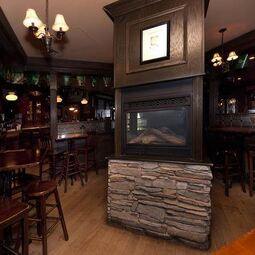 McKibbins Irish Pub RestoMontreal.ca