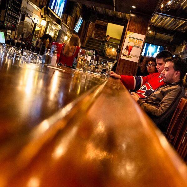 Pub et Maison Publique McLean's à Montréal