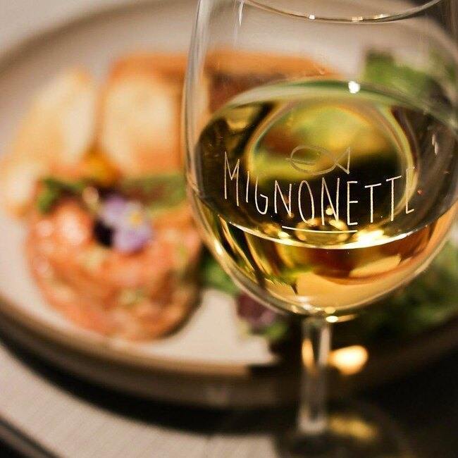 Mignonette - Restaurant Marché à Quartier des Spectacles, Montréal