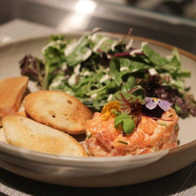 Mignonette - Restaurant Marché à Quartier des Spectacles, Montréal