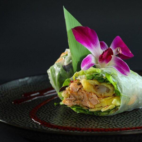 Mikasa Sushi Bar & Yakiniku - Restaurant Sushi à Chomedey, Laval