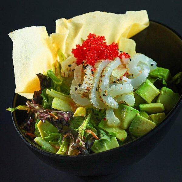 Mikasa Sushi Bar & Yakiniku - Restaurant Sushi à Chomedey, Laval