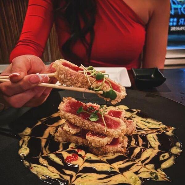 Mikasa Sushi Bar & Yakiniku - Restaurant Sushi à Chomedey, Laval