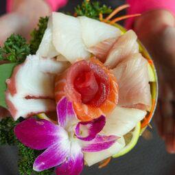 Mikasa Sashimi - Mikasa Sushi Bar & Yakiniku RestoMontreal.ca