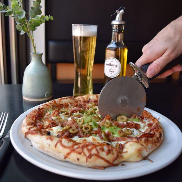 Milano Pizzeria - Restaurant Italienne à Montcalm, Québec