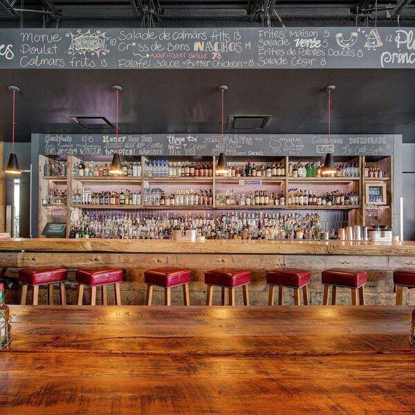 Mile Public House - Restaurant Pub Food à Brossard