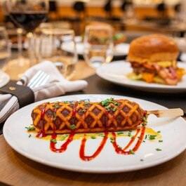 Mlle Inès | L'Atelier du hamburger RestoQuebec.ca